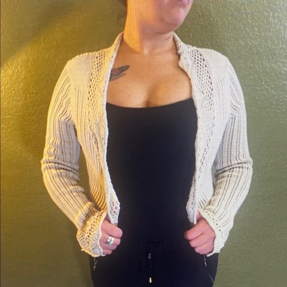 Nicole by Nicole Miller Beige Cream Knit Sweater